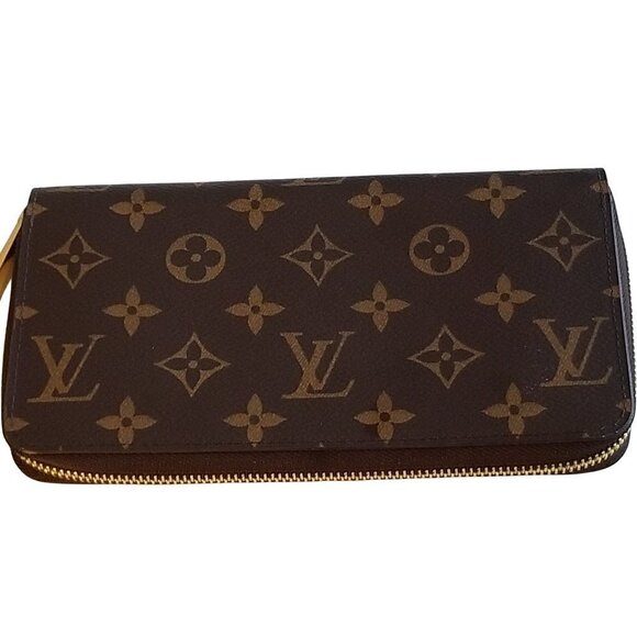 Louis Vuitton Handbags - Authentic Louis Vuitton Brown Monogram Zippy Wallet